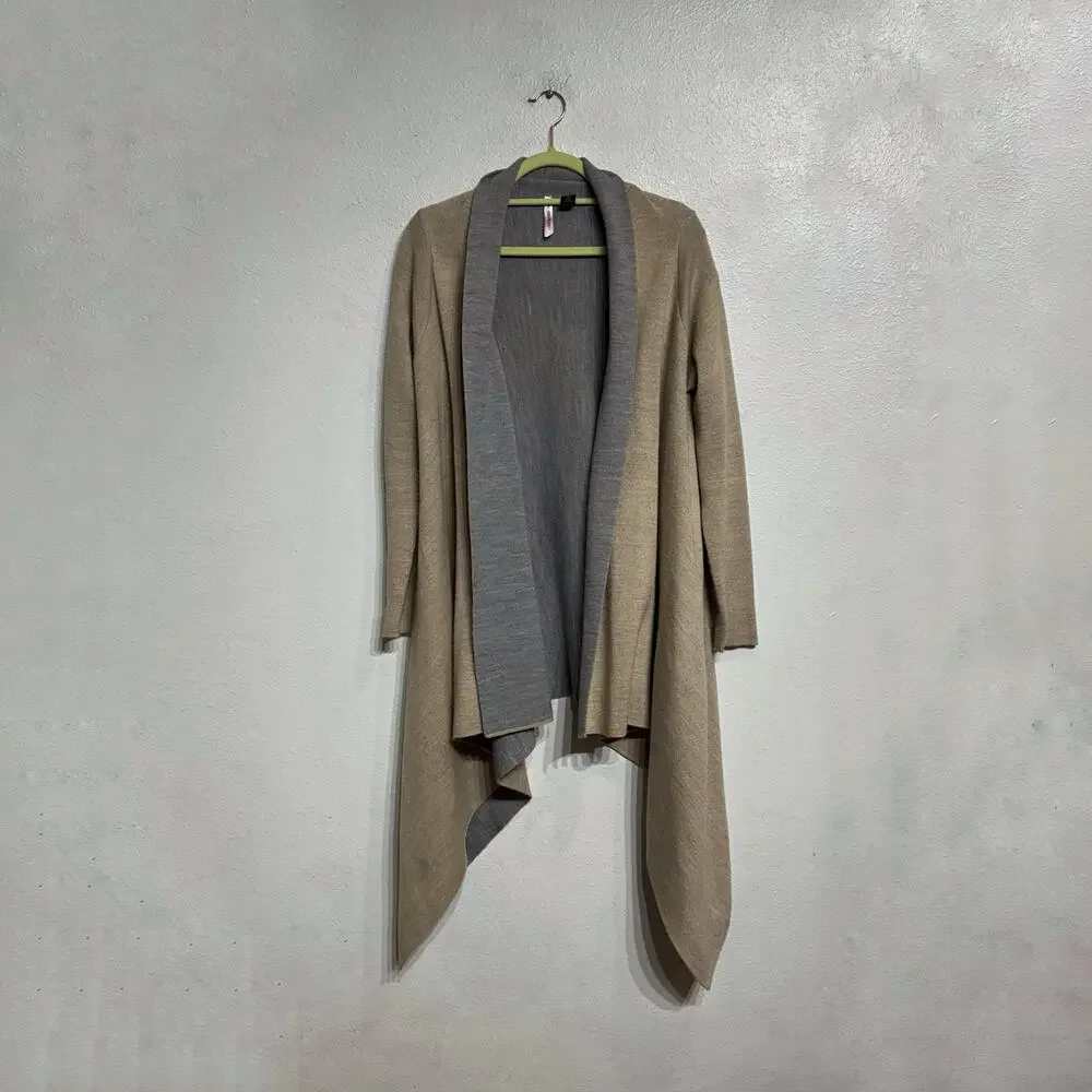 Love By Design Tan Cardigan Sz M